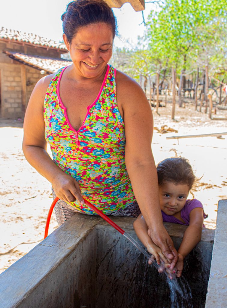 Victorino's wife and daughter in Nicaragua