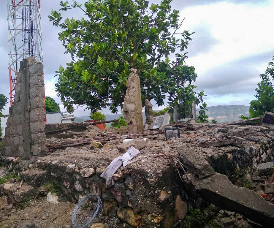 Devastation left by the Haiti earthquake around Camp-Perrin