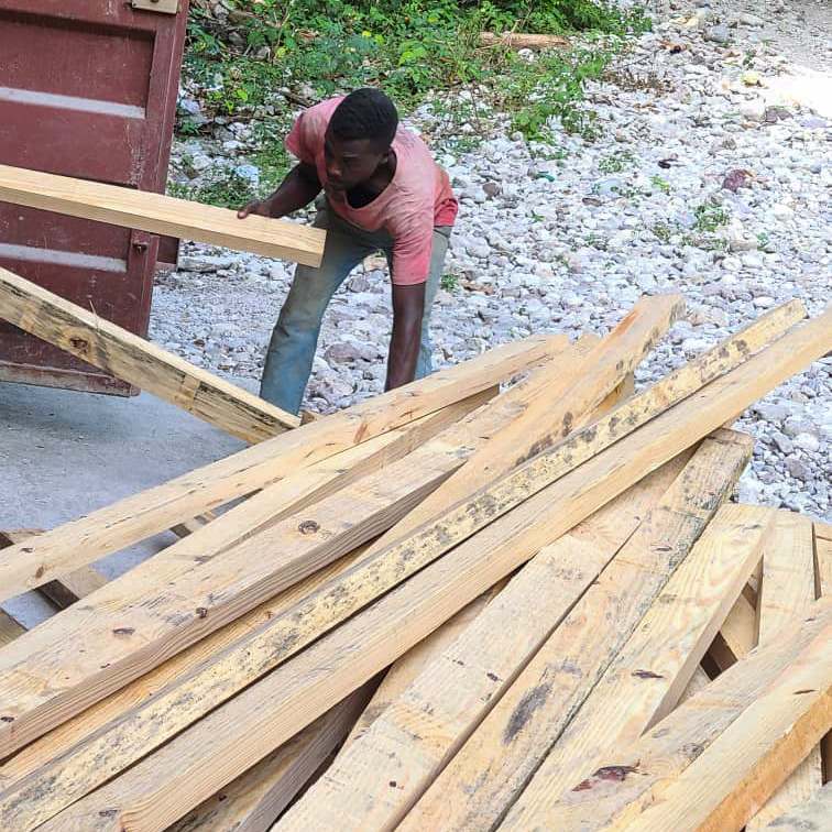 Construction for school shelters